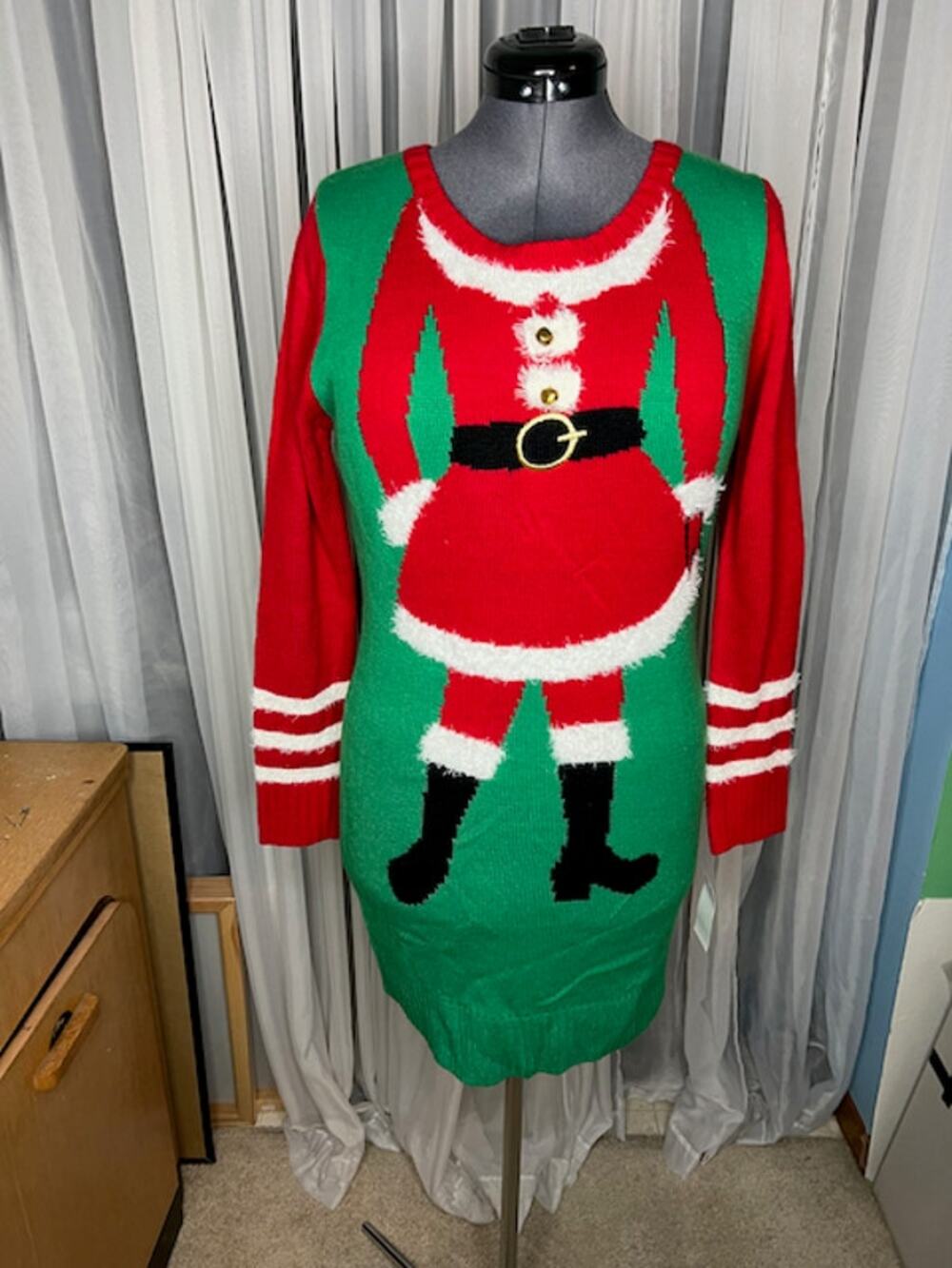 Love Always Cheers Christmas sweater NWT